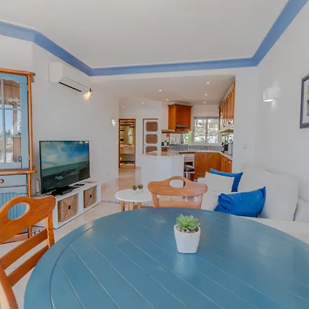 Ocean Vista Retreat With & Pool Access By Drago Apartment