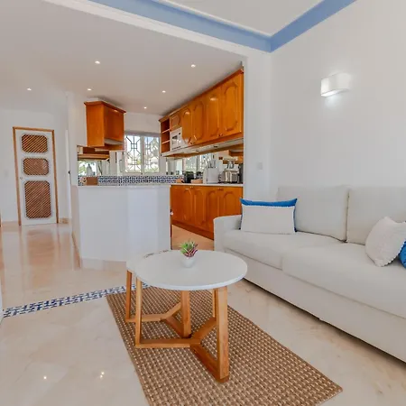 Ocean Vista Retreat With & Pool Access By Drago Appartement