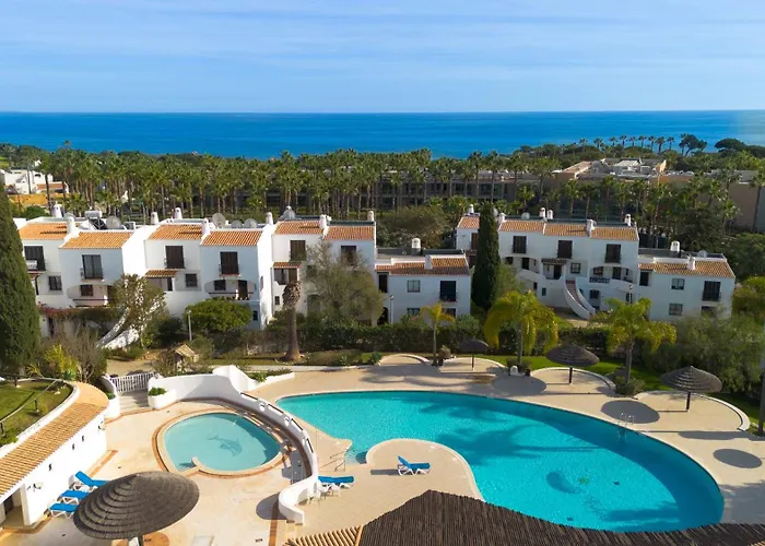 Apartment Ocean Vista Retreat With & Pool Access By Drago