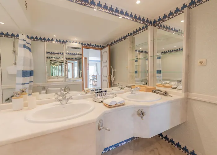Ocean Vista Retreat With & Pool Access By Drago Albufeira