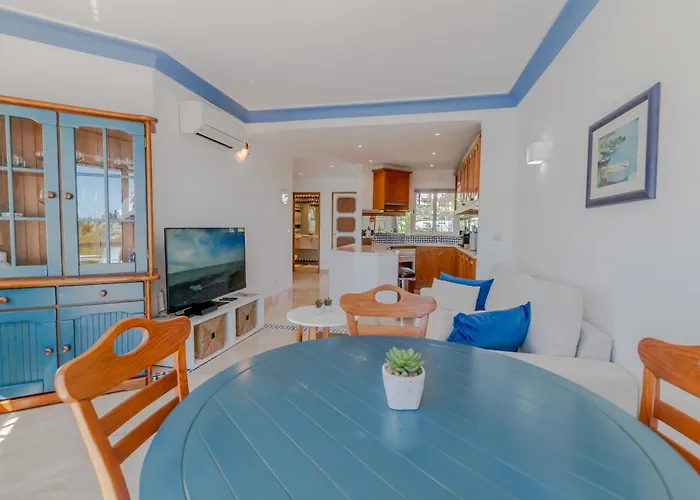 Ocean Vista Retreat With & Pool Access By Drago Apartment