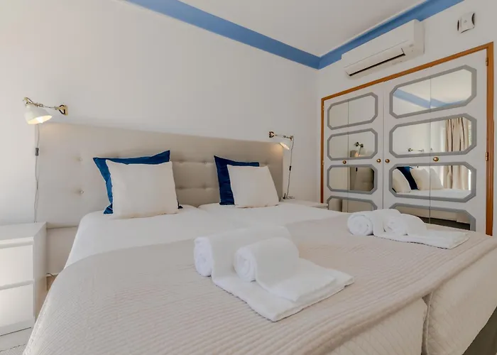 Ocean Vista Retreat With & Pool Access By Drago Albufeira